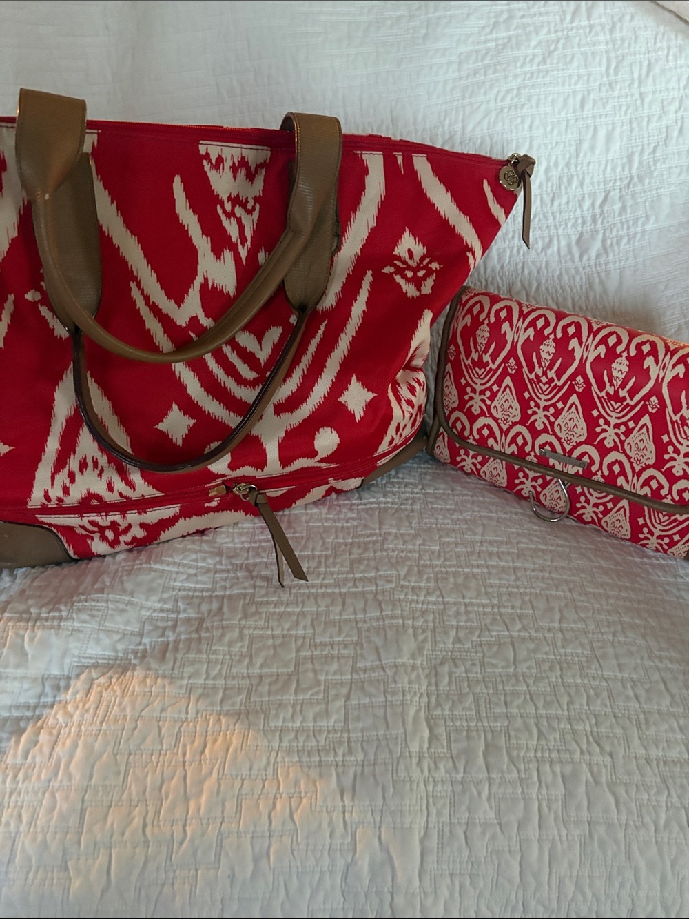 Stella & Dot Red Ikat Travel Tote with Tan Handles and Bath Kit.